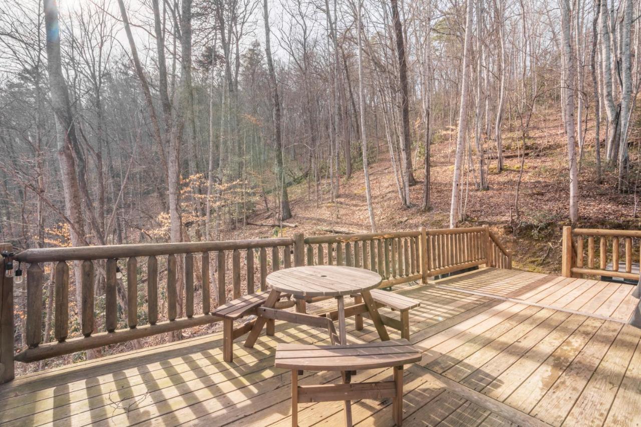 Moonshine Ridge Cabin With Hot Tub And Fire Pit Pigeon Forge Luaran gambar