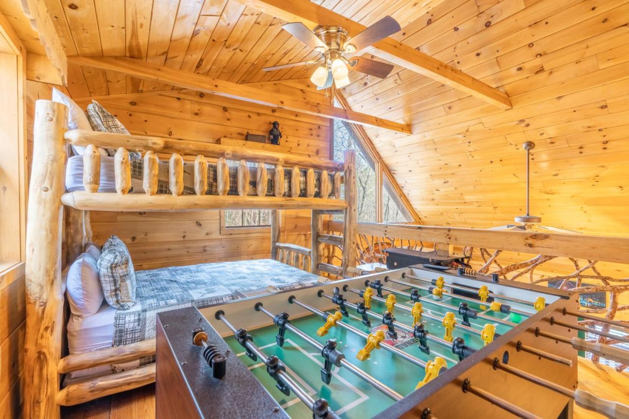 Moonshine Ridge Cabin With Hot Tub And Fire Pit Pigeon Forge Luaran gambar