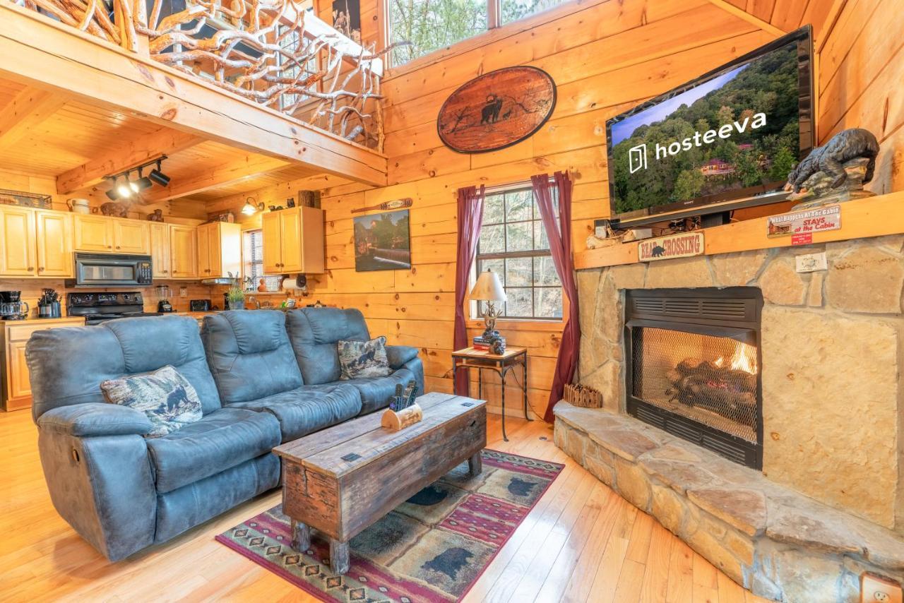 Moonshine Ridge Cabin With Hot Tub And Fire Pit Pigeon Forge Luaran gambar