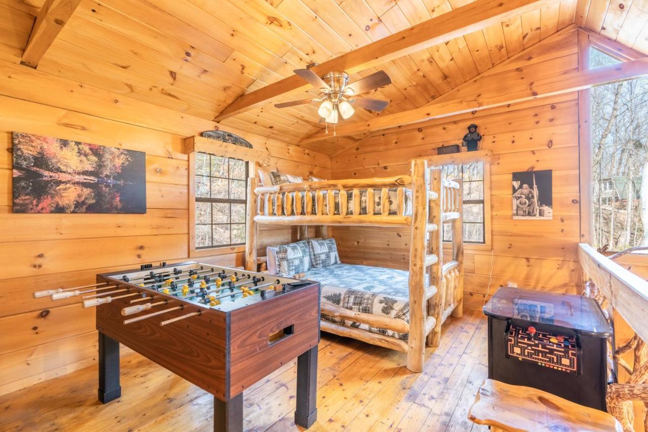 Moonshine Ridge Cabin With Hot Tub And Fire Pit Pigeon Forge Luaran gambar
